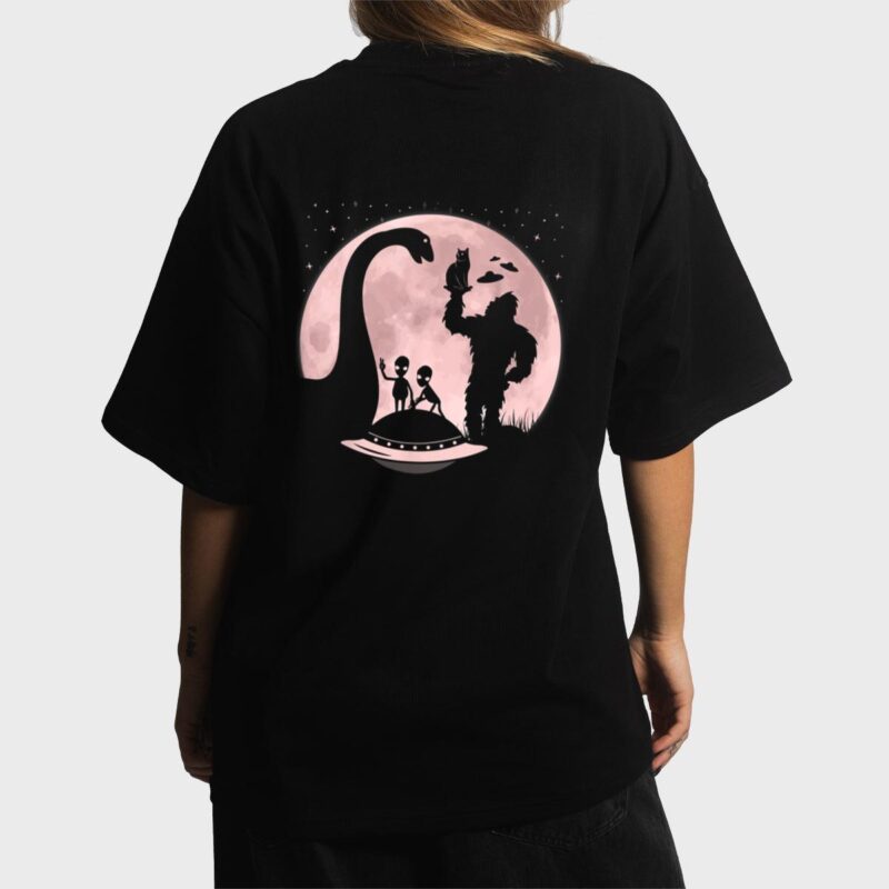 Bigfoot Loch Ness Monster Sasquatch Cat Ufo Funny Aliens Women T-Shirt