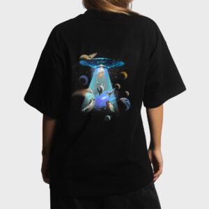 Cats UFO Funny Flying Kitten Spaceship Alien Lover Novelty Women T-Shirt