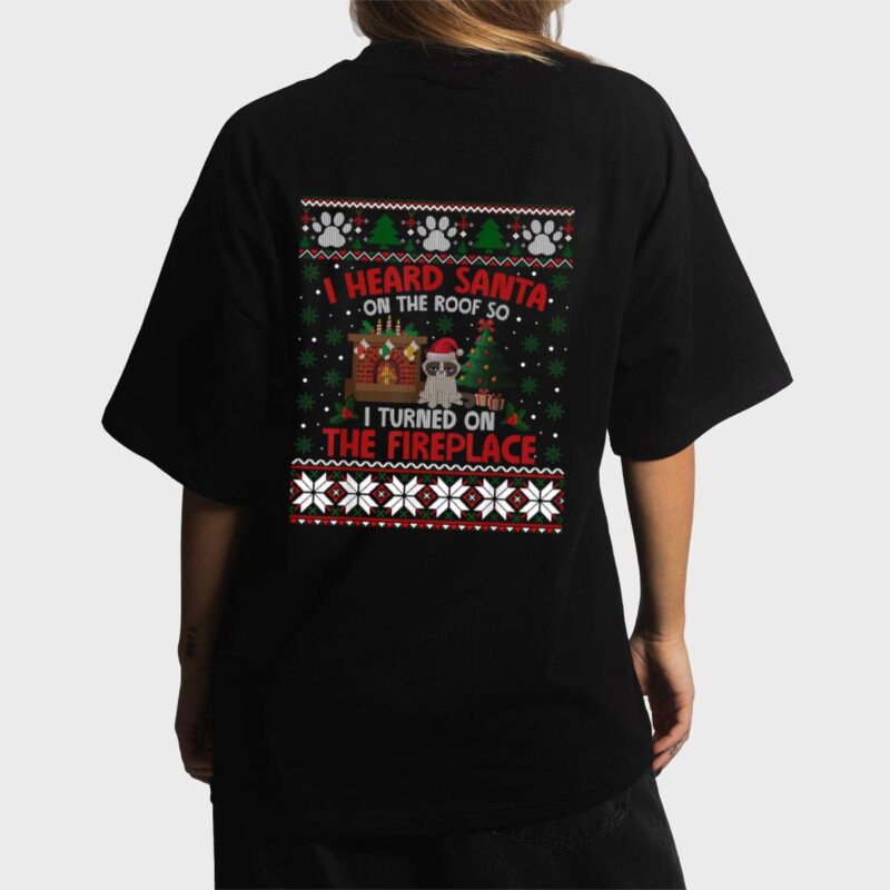 Funny Christmas Cat Hates Santa Annoyed Cat Women T-Shirt